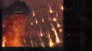Очень мощный взрыв прогремел рядом с Киевом — огромный столб дыма видно прямо из города