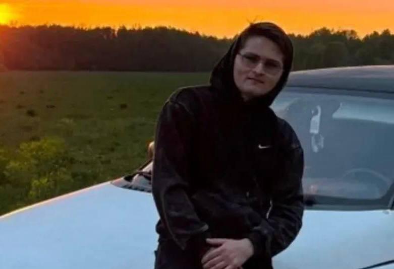 18-летний питбайкер насмерть сбил 70-летнего велосипедиста и погиб сам в Тверской области