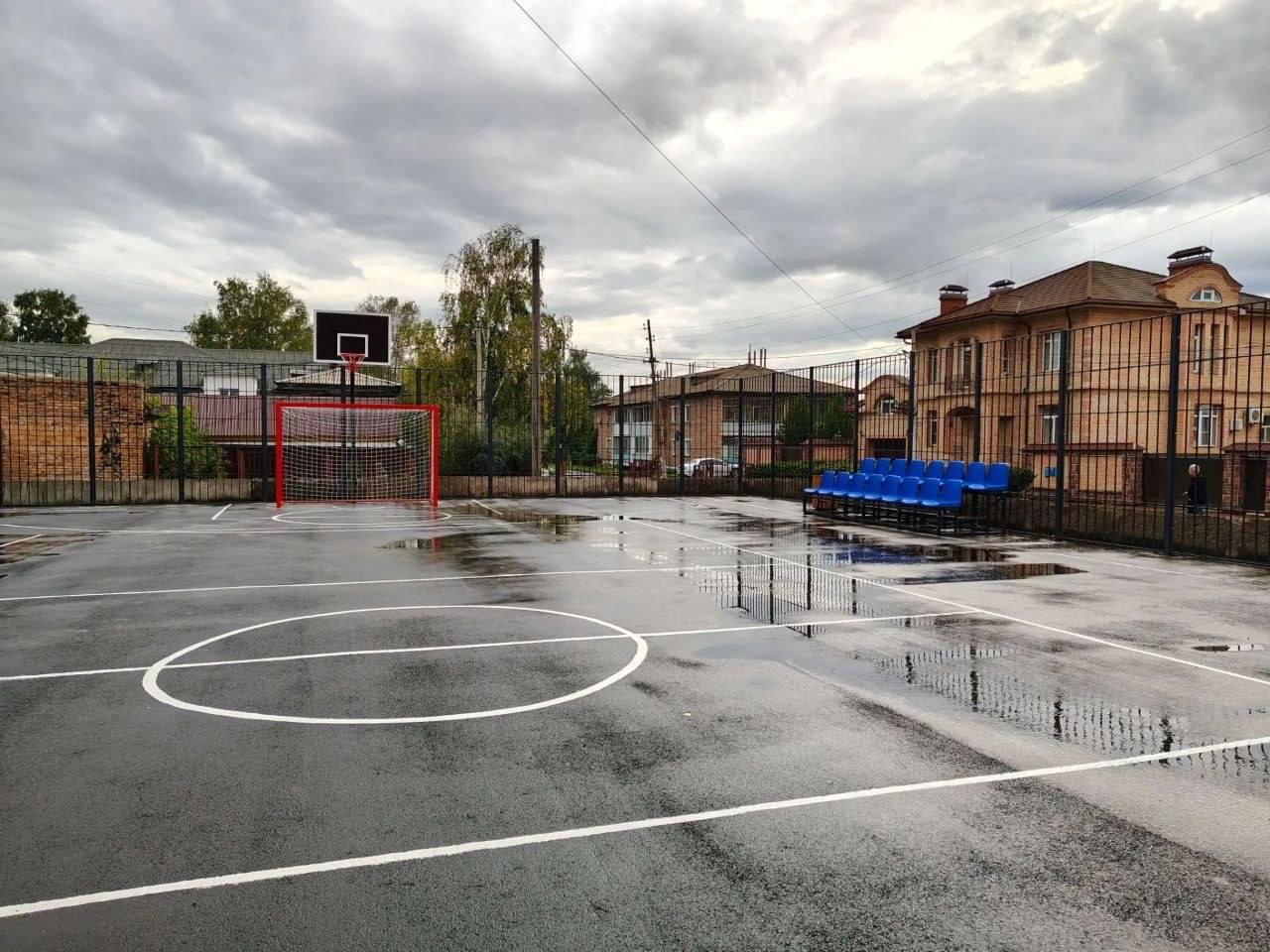 Новая спортивная площадка появилась в старом центре Ачинска