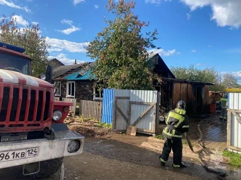 В Богучанском муниципальном округе произошёл пожар, в котором пострадали двое...