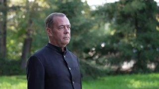 Медведев напомнил Германии уроки истории и призвал не нарываться на конфронтацию с Россией