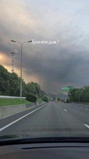 В Сочи замеряют качество воздуха на фоне пожара на НПЗ после атаки беспилотников.