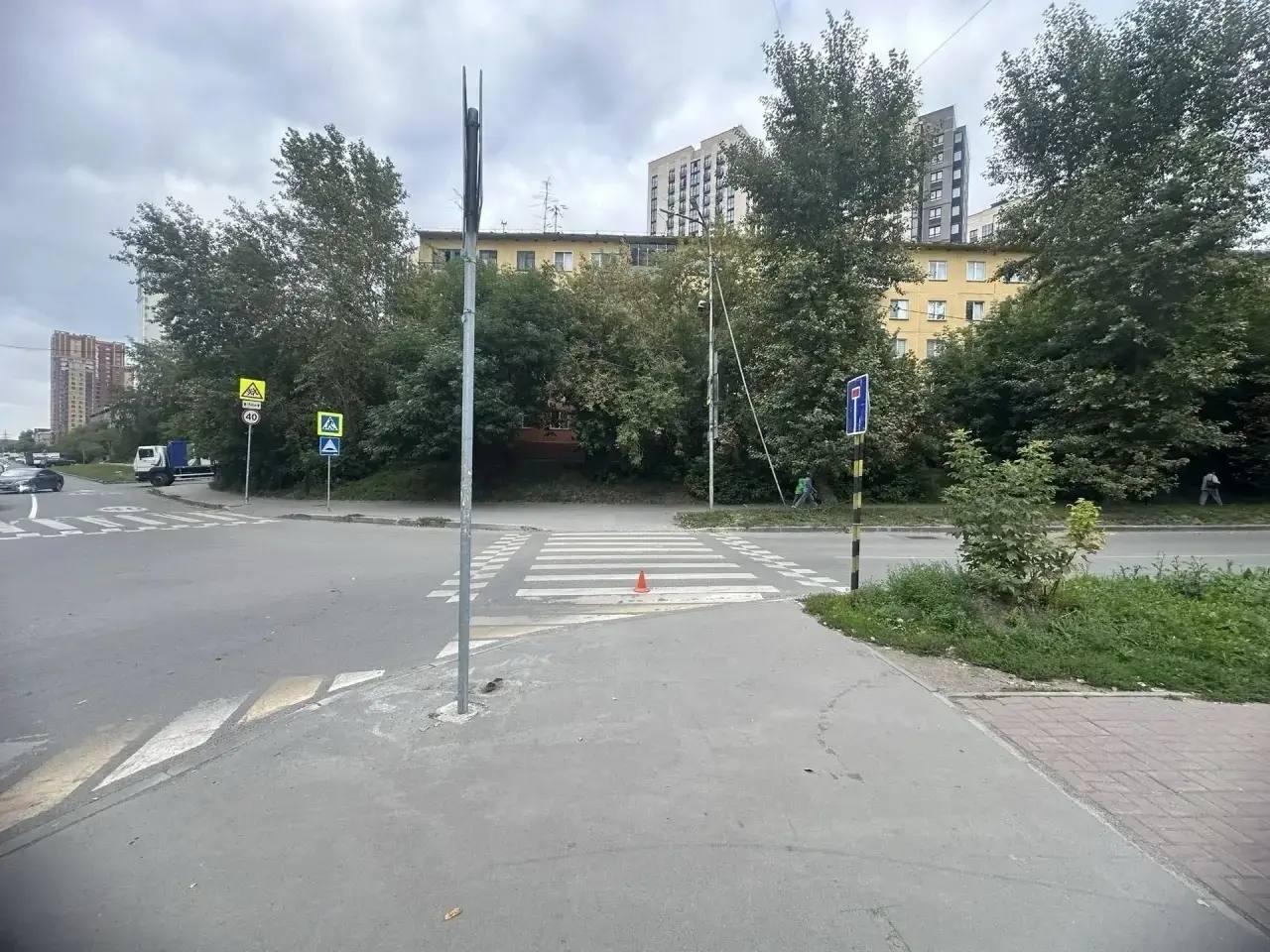 В Заельцовском районе водитель сбил девочку на «зебре» и скрылся