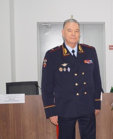 Генерал-майор Подмосковья задержан за кражу бензина