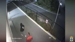 18-летний новосибирец напал на мужчину с ножом после ссоры в переписке в...