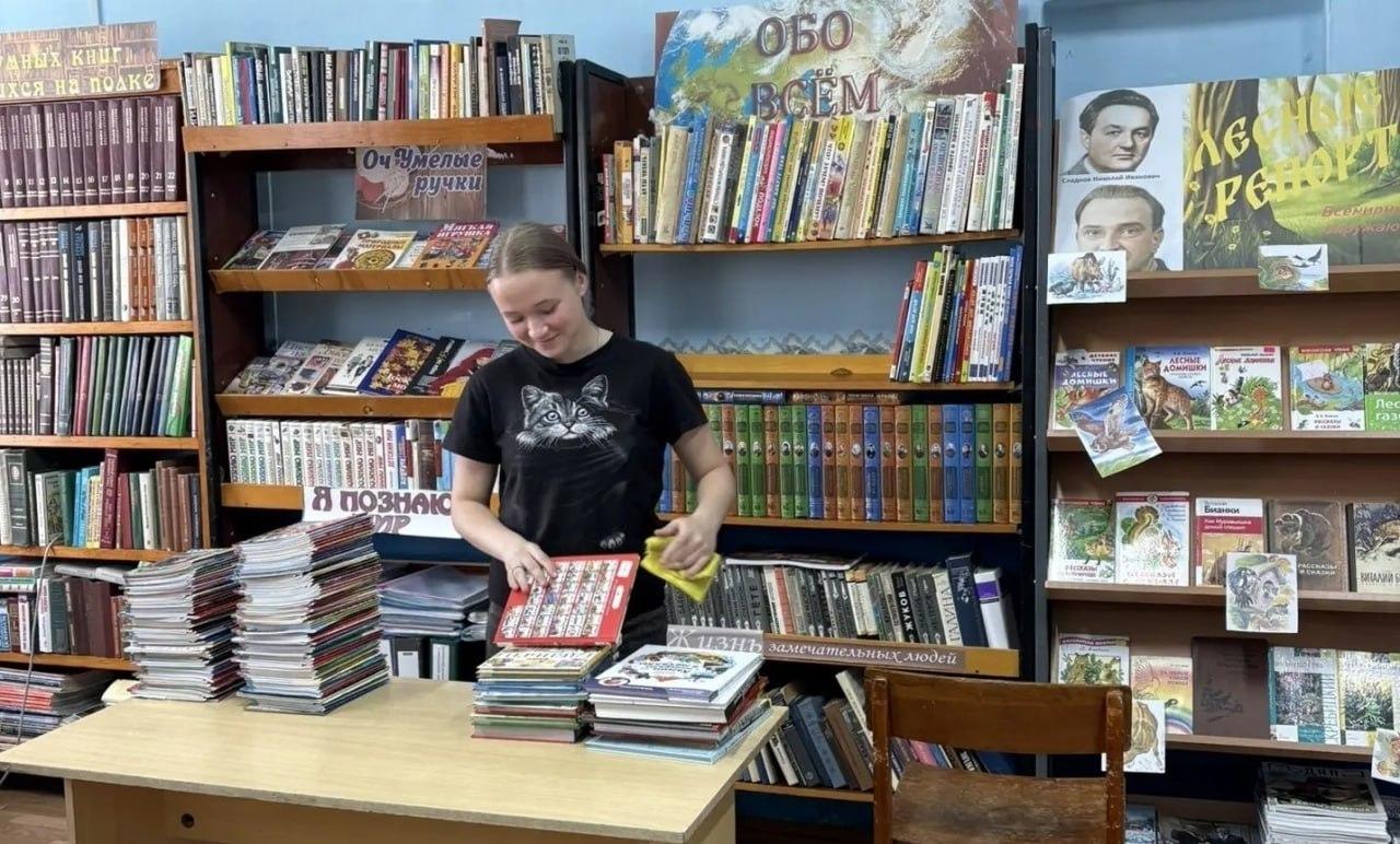 1 137 школьников работали в Хакасии минувшим летом.