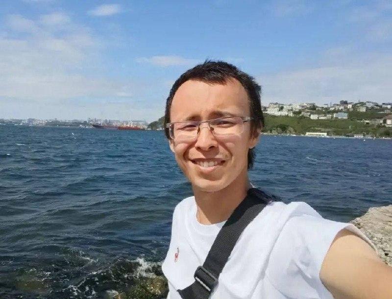 Парень спас тонущую девочку, но сам не смог выбраться из воды в Приморье. Его...