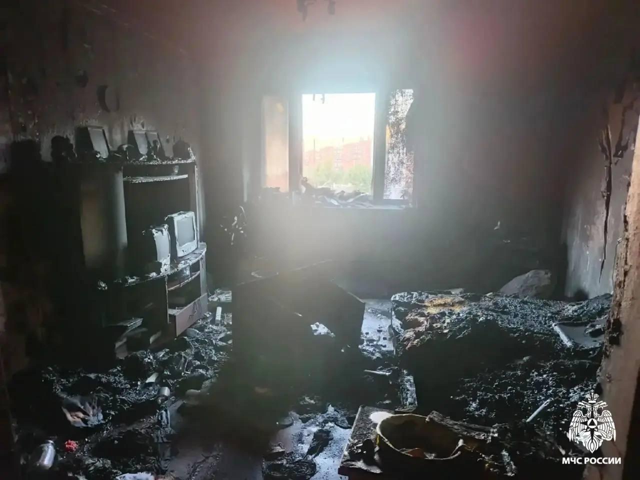 На пожаре в доме на Большевистской в Новосибирске погибли два человека
