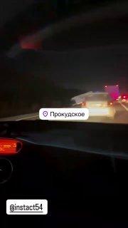 В Новосибирском районе водитель легковушки погиб в лобовом столкновении с грузовиком