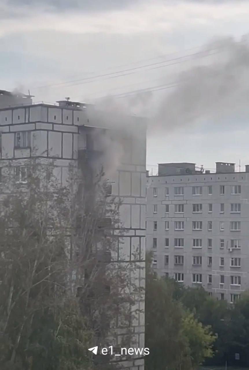 Во время пожара на Бакинских Комиссаров, 60 погиб житель дома