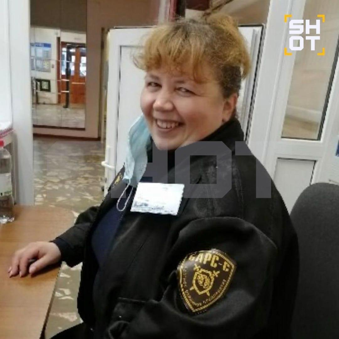Охранница из Сыктывкара, разорвала интернет своим танцем – видео собрало сотни тысяч просмотров в соцсетях и разлетелось на мемы