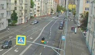 На 1-й Дубровской улице столкнулись авто и мотоцикл Информации о пострадавших...