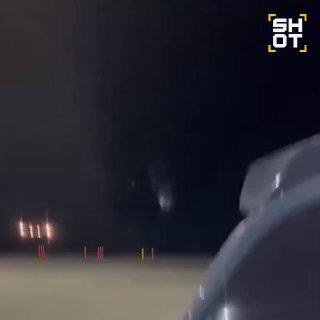 Самолёт с популярным бразильским певцом загорелся после жёсткого приземления...