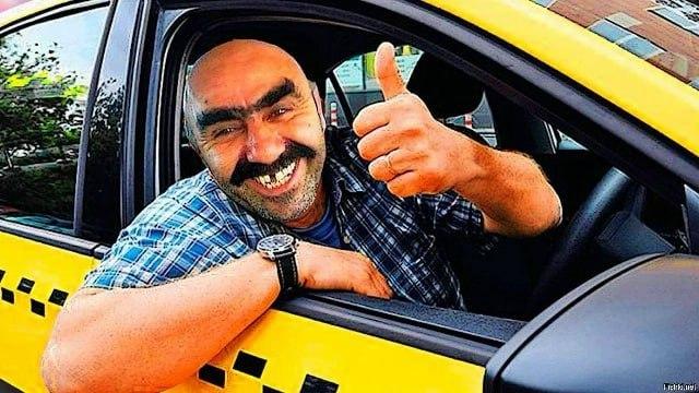 Водители такси в России стали зарабатывать больше: средняя выплата выросла почти на 18% — с 3,4 до 4 тыс. рублей.