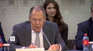 Если бы американцы не отошли от договоренностей, достигнутых в Анкоридже, «мы бы уже год жили без войны», заявил Лавров.