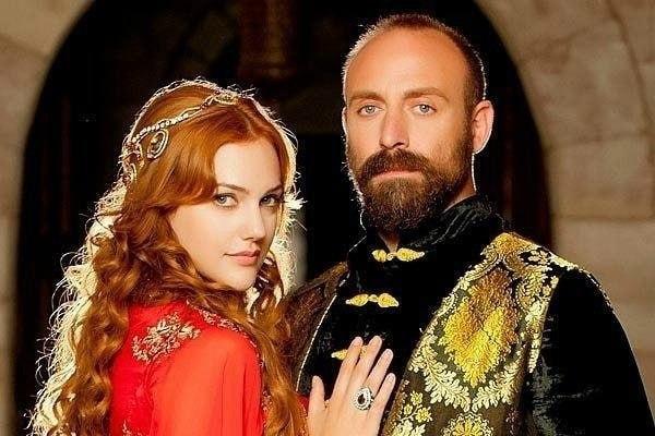 Россиянки всё чаще называют детей в честь героев турецких сериалов. Самые популярные имена — Неслихан и Бурак