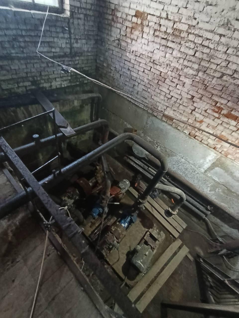 «Очистные покинули чат»: «Сфера и К» оштрафована за слив стоков на рельеф и 63-кратное превышение нефтепродуктов в реке