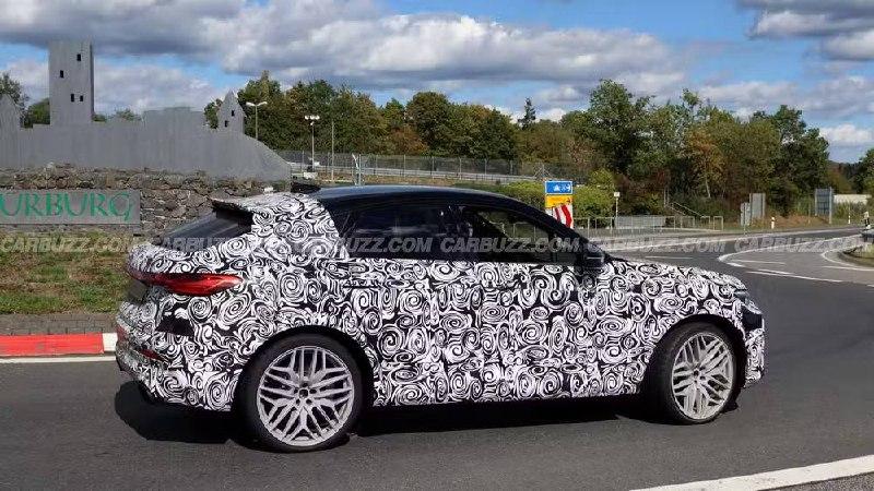 Audi готовит первый в истории RS Q5 — заряженный кроссовер выйдет сразу в обычном кузове и версии Sportback.