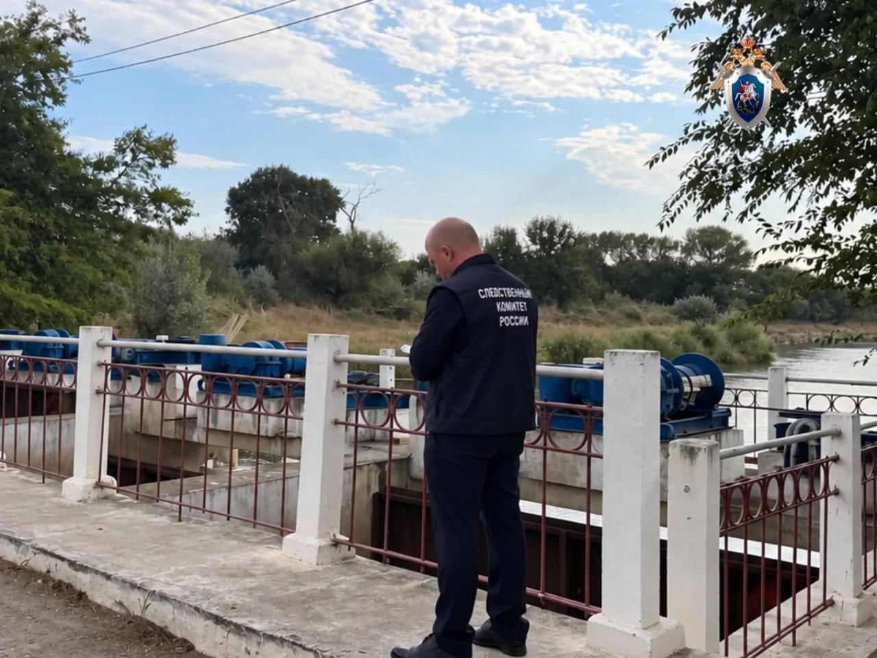 Мать выбросила новорождённого ребёнка в русло Старый Терек в Дагестане — тело младенца обнаружили в гидротехническом канале.