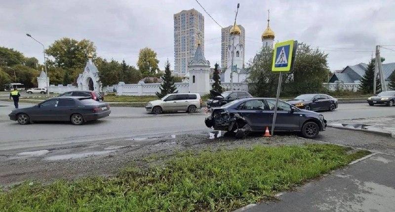 В Новосибирске водитель потерял сознание и умер за рулём