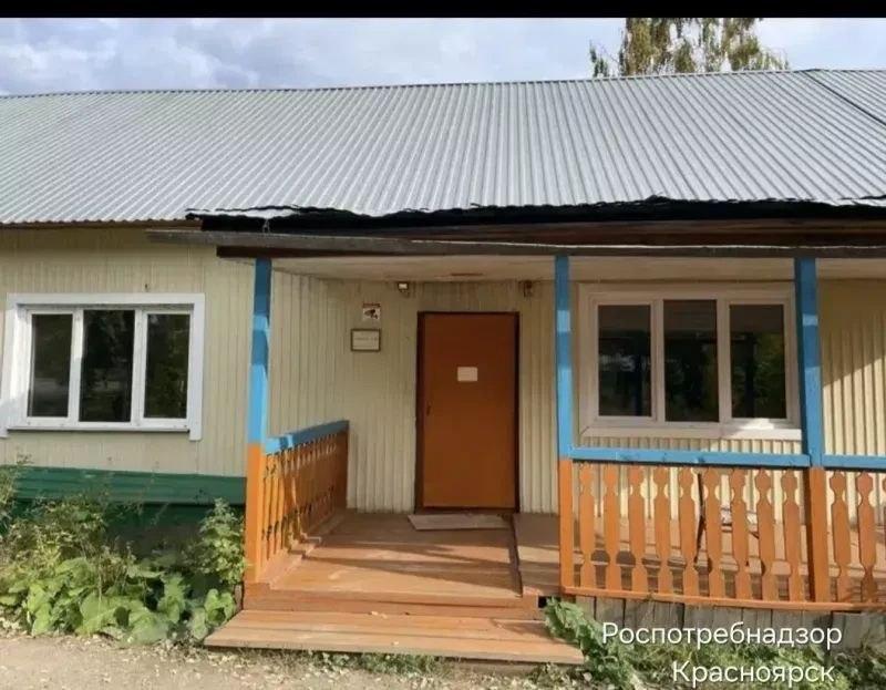 В Мотыгино хлеб пекли в грязной и затянутой паутинами пекарне