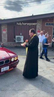 В рилсах показали, что нужно делать со старыми BMW, чтобы они не ломались...