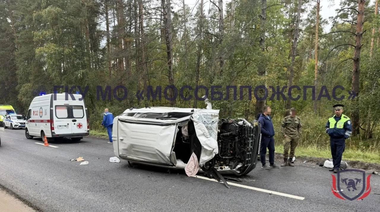 Смертельное ДТП на трассе под Коломно: столкнулись микроавтобус и два...