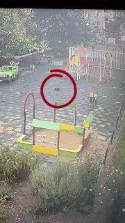 В Крыму живодёр выстрелил в дворовую собаку — жители дома услышали визг пса и...