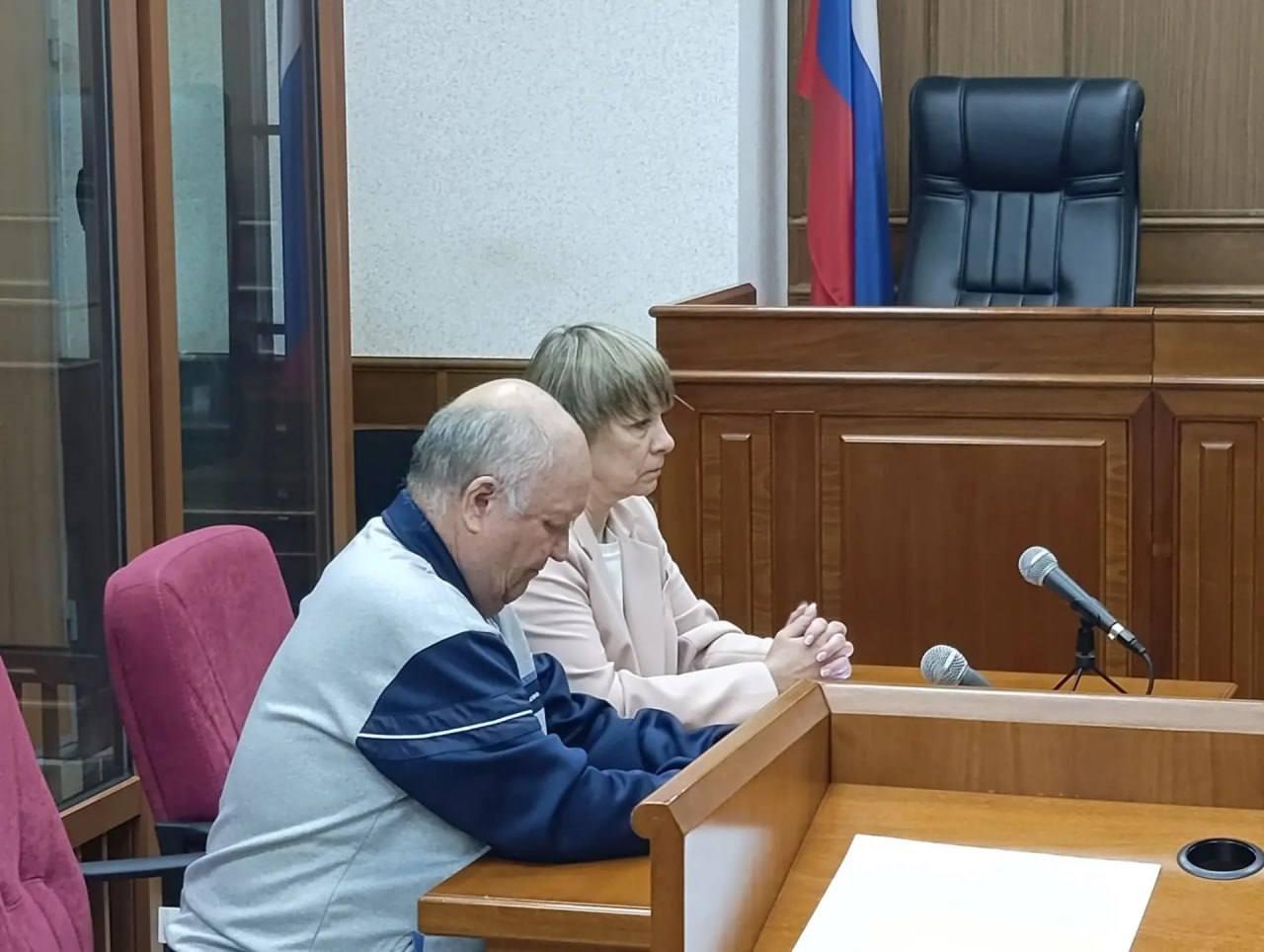 70-летний бывший таксист задушил сожительницу, обмотал её тело цепью и утопил в пруду: спустя 14 лет получил всего 6 лет колонии