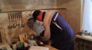 Вскрыли дверь квартиры, чтобы вернуть газ всему дому