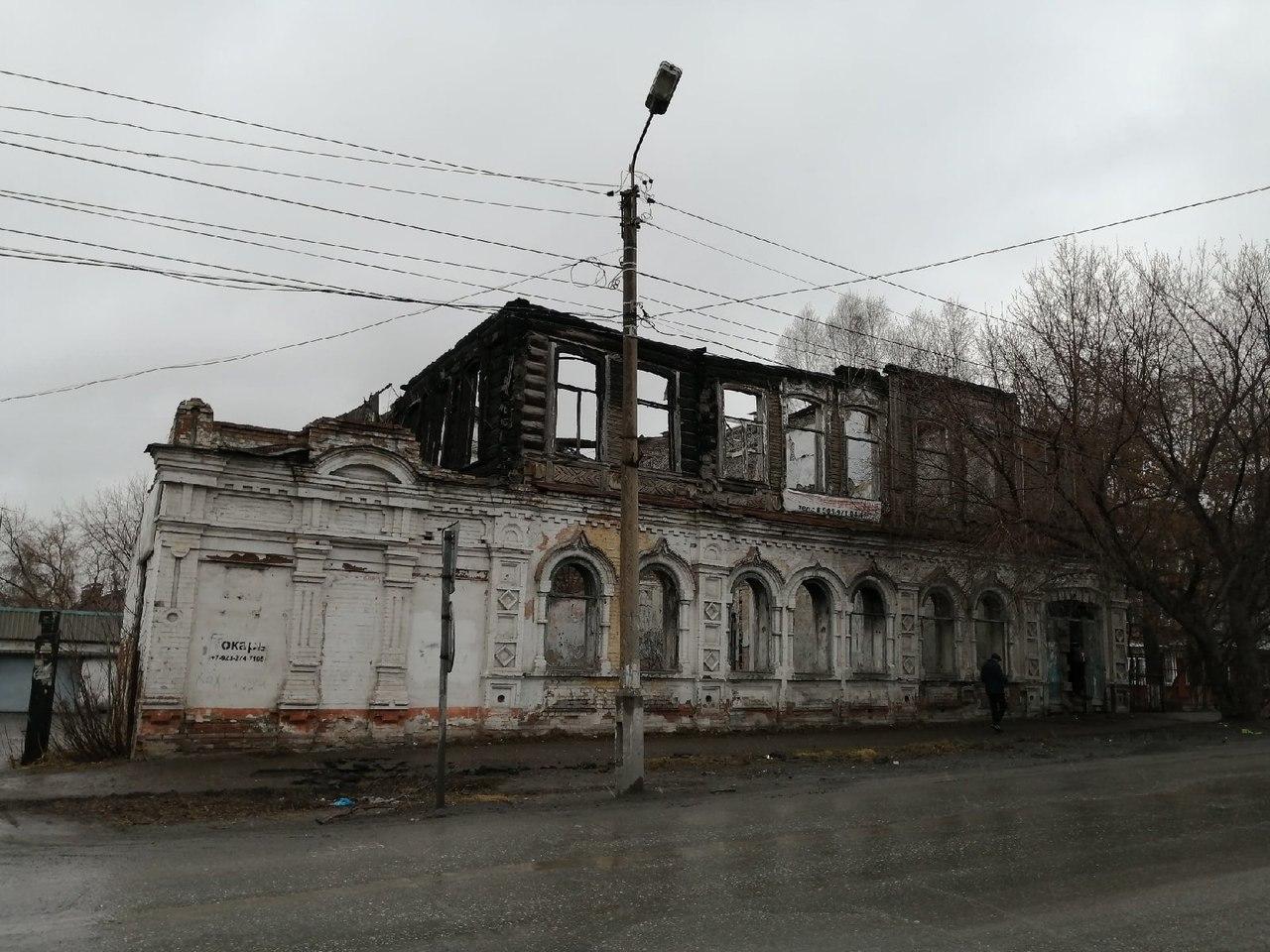 На улице Ленина почти за миллион рублей построят новый тротуар