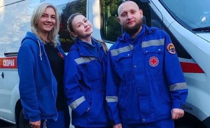 Сирена скорой помогла найти пострадавшего байкера под Выборгом