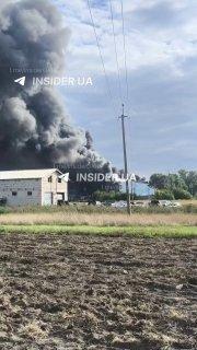 Горят склады McDonald's в Киевской области В забегаловках с американскими...