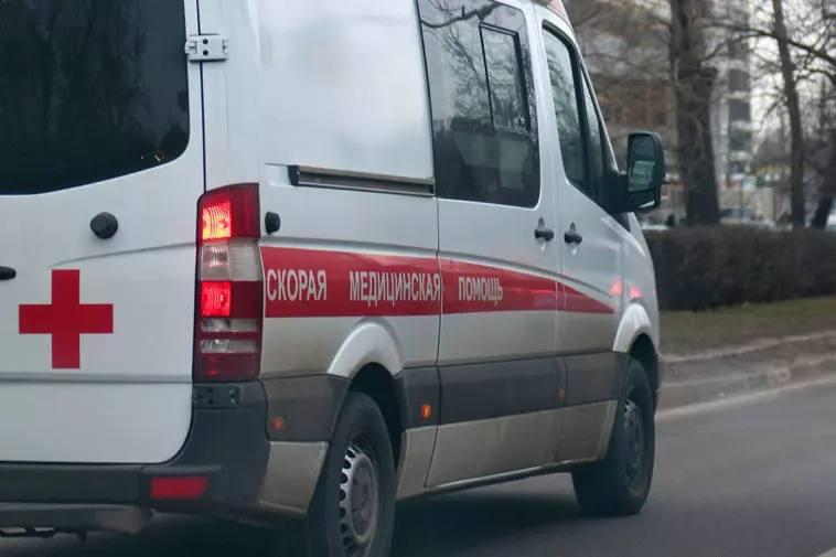 В Берёзовском пьяница наврал, что его ранили ножом, чтобы скорая приехала быстрее