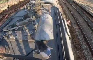 Зацепер устроил погоню с сотрудниками РЖД на станции Вышний Волочёк. Из-за...