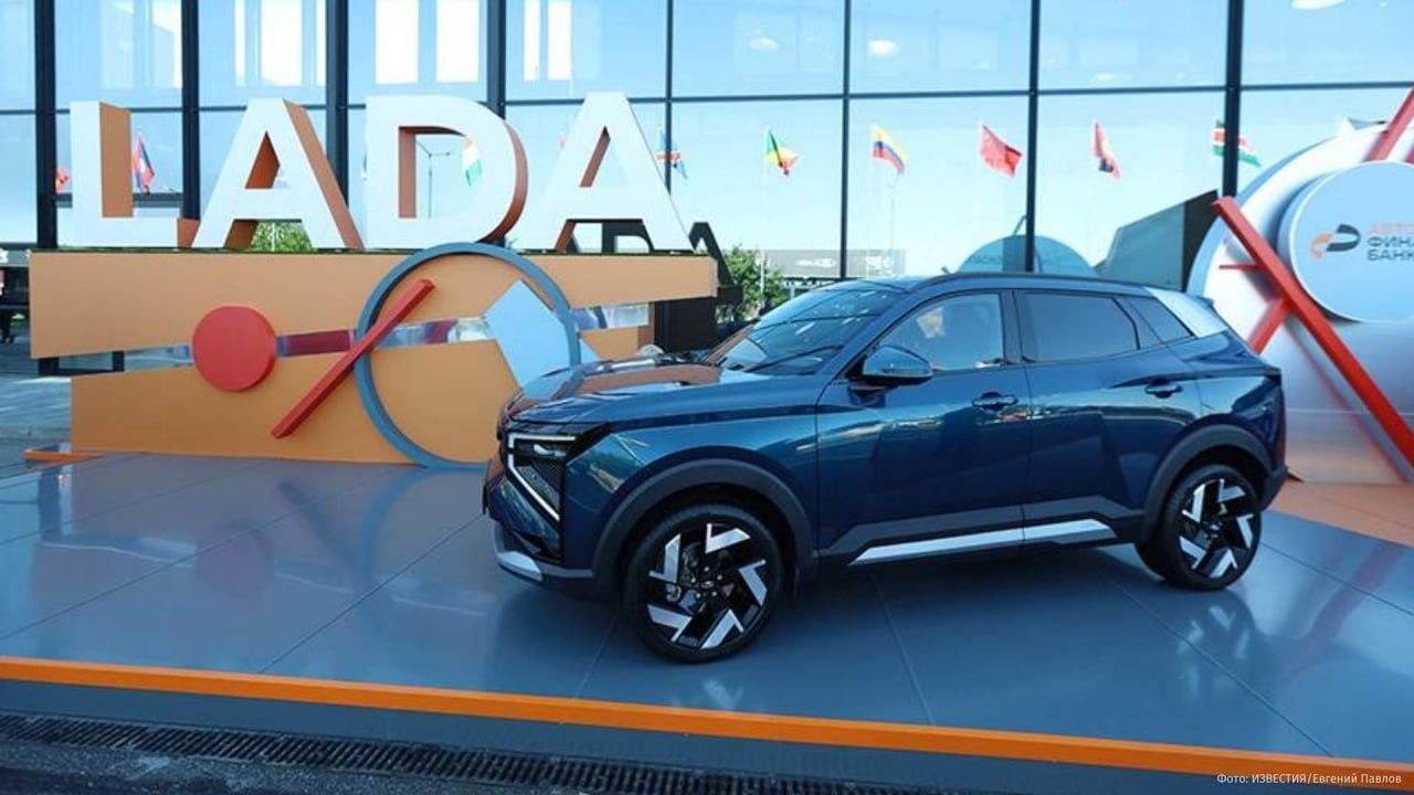 Стартовало серийное производство кроссовера Lada Azimut на заводе 