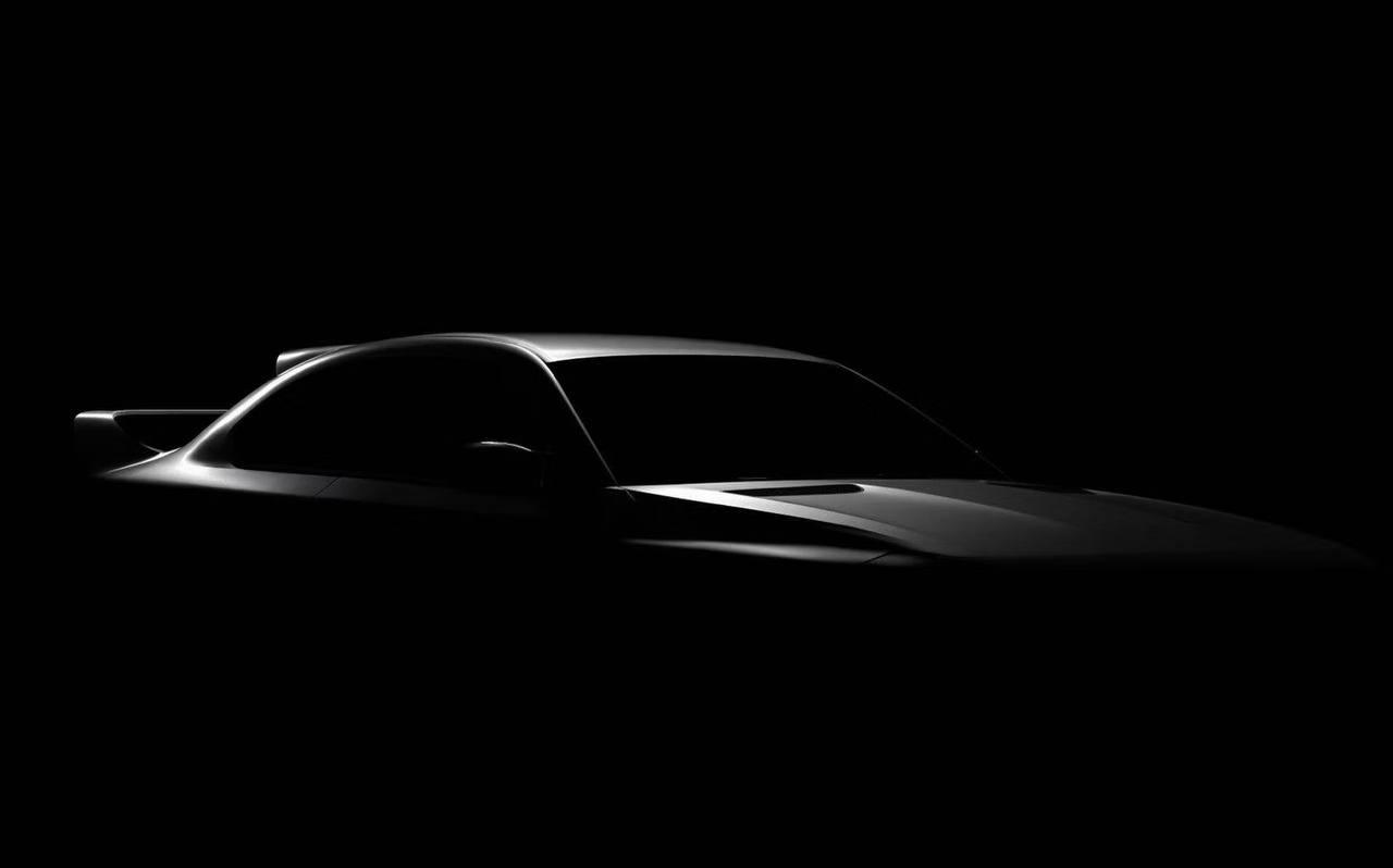 Итальянское ателье Riverti взяло свежую BMW M2 и превратило её в визуальную отсылку к легендарной BMW 3.0 CSL из 70-х.