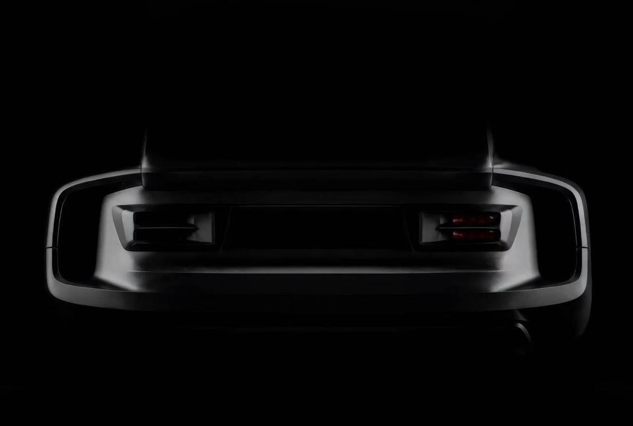 Итальянское ателье Riverti взяло свежую BMW M2 и превратило её в визуальную отсылку к легендарной BMW 3.0 CSL из 70-х.