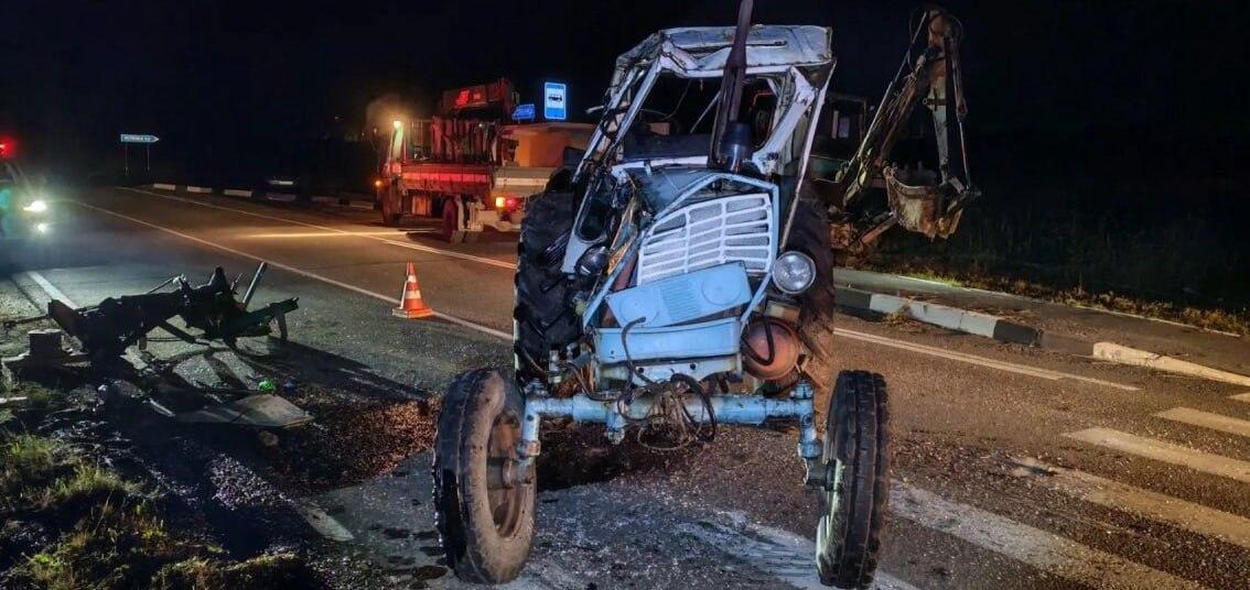 ДТП со скорой помощью произошло на трассе Уяр — Заозерный 24 сентября на 21-м...
