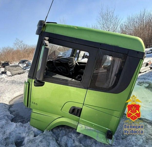 Бизнесмена из Новосибирска обвиняют в хищении пять самосвалов 38-летний...