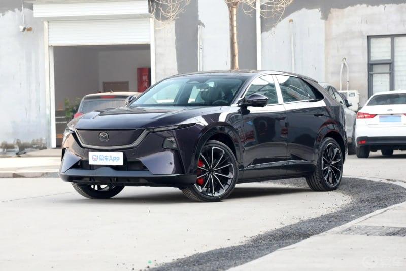 Mazda выпустила дешёвый кроссовер с автопилотом и лидаром по цене Lada Vesta — за японскую электричку просят всего 1,8 млн рублей.