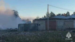 Пять человек погибли при пожаре на производстве петард в Ярославской области...