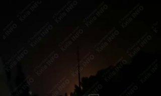 Киев накрыла мощная ракетная волна, за которой последовали «Герани»