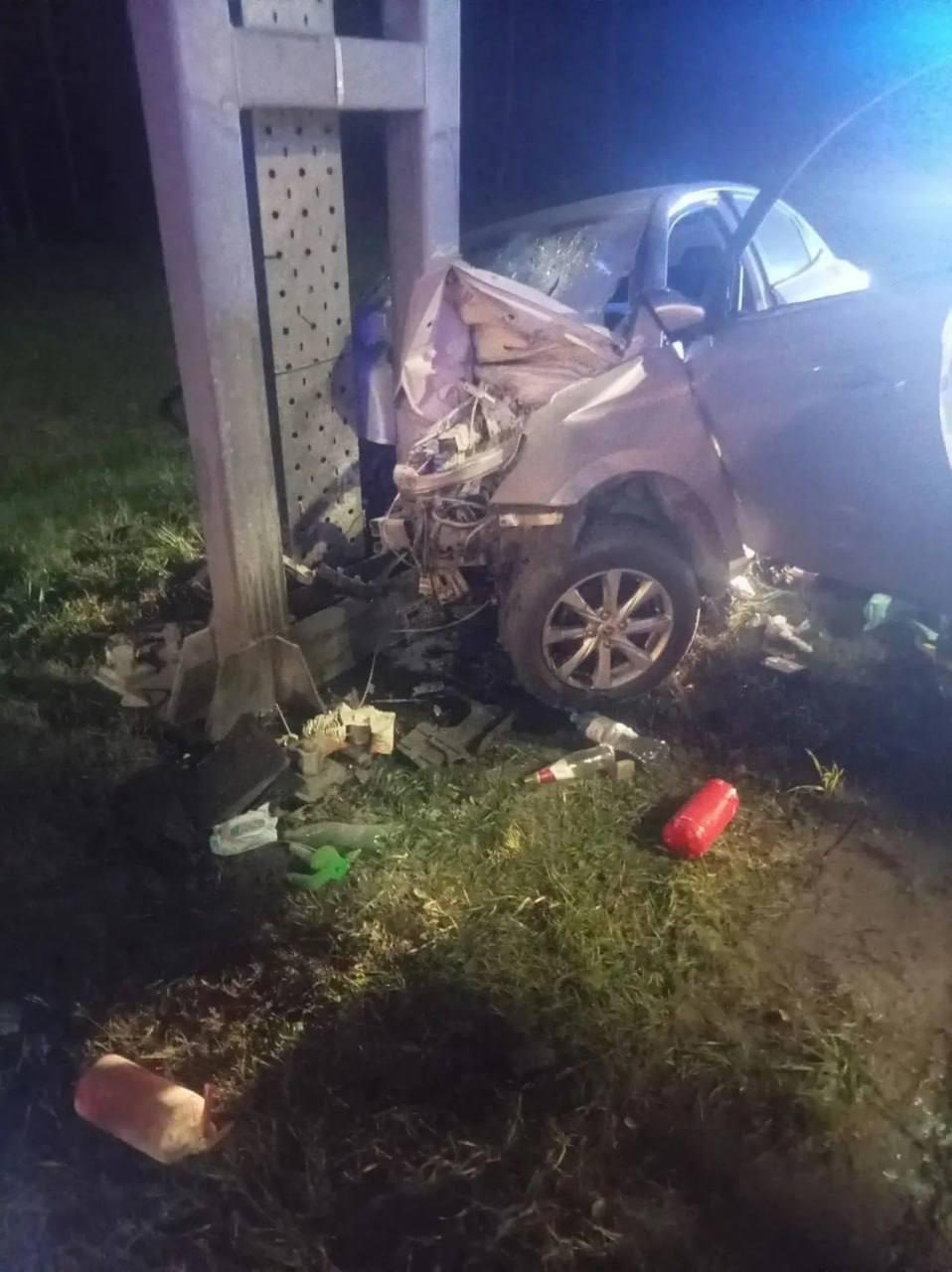 Один человек погиб, двое пострадали в аварии в Ленобласти