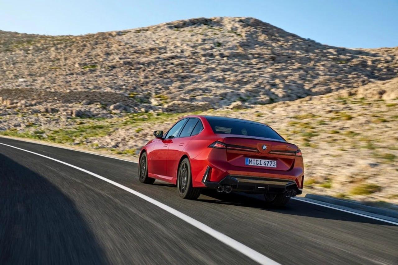 BMW представила новое поколение 3 серии.