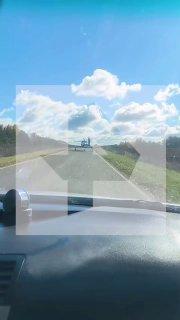 Два учебных самолета экстренно сели прямо на автодорогу в Ульяновской области