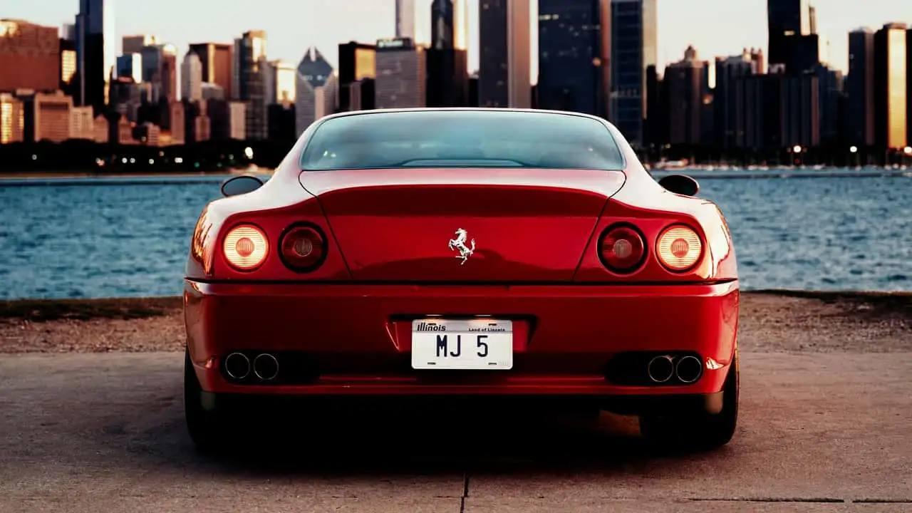 Ferrari 550 Maranello Майкла Джордана установила новый рекорд на аукционе — за красный суперкар 1997 года отдали $2,7 миллиона (₽225 миллионов).
