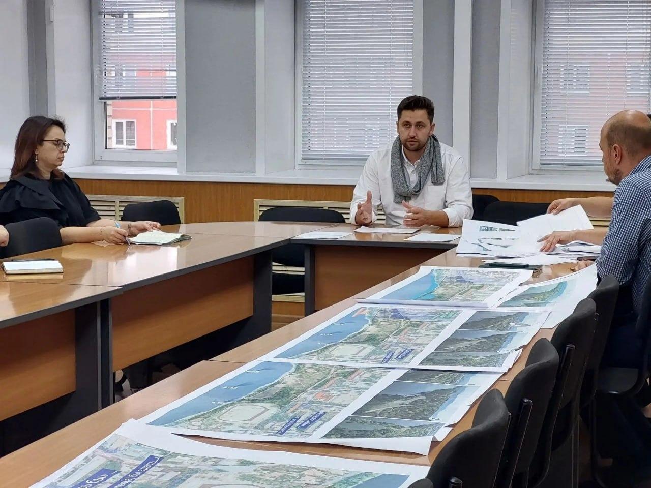 В Саяногорске продолжают работу над проектом набережной