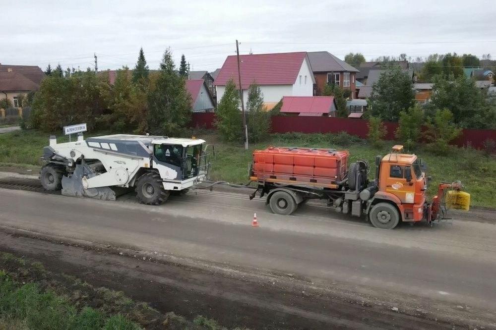 В Новосибирской области трассу до Алексеевки отремонтировали с помощью угольной золы с ТЭЦ