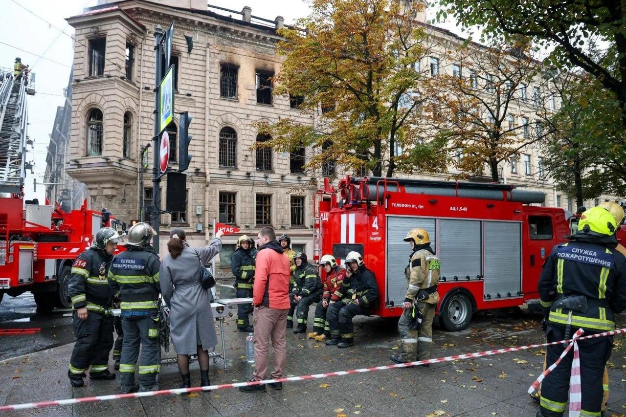Жителям квартир, пострадавших при пожаре в особняке Миллера, выплатят...